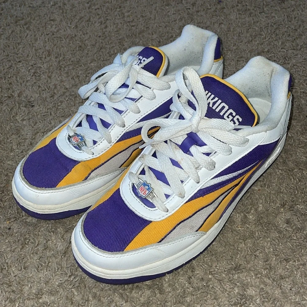 Reebok x NFL Minnesota Viking purple gold white mens sneakers - Picture 4 of 14